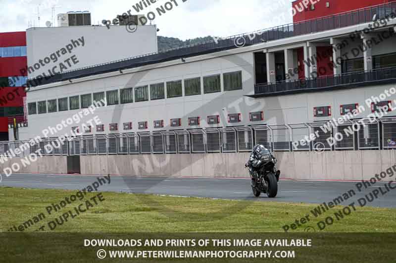 cadwell no limits trackday;cadwell park;cadwell park photographs;cadwell trackday photographs;enduro digital images;event digital images;eventdigitalimages;navarra;no limits trackdays;peter wileman photography;racing digital images;trackday digital images;trackday photos